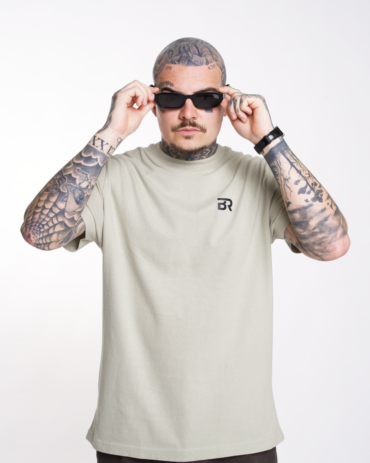 Sorry Matcha Tee - Sand — BRANDRISE — Bild 4